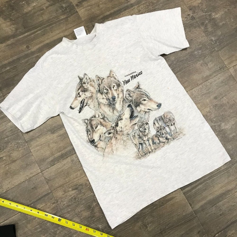 Vintage 90s San Segal Albuquerque, NM Tshirt‎ Wolves Single Stitch Medium USA